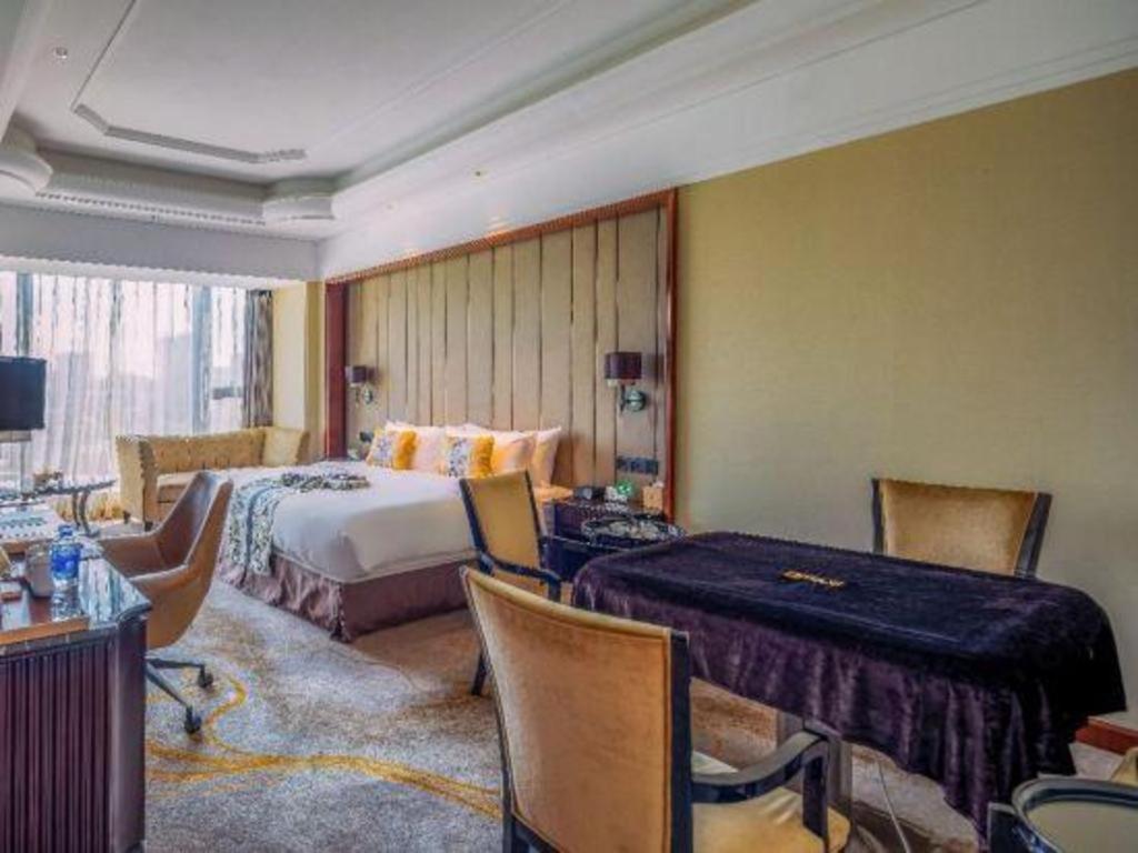 Wyndham Grand Plaza Royale Xianglin Shaoyang Hotell Exteriör bild