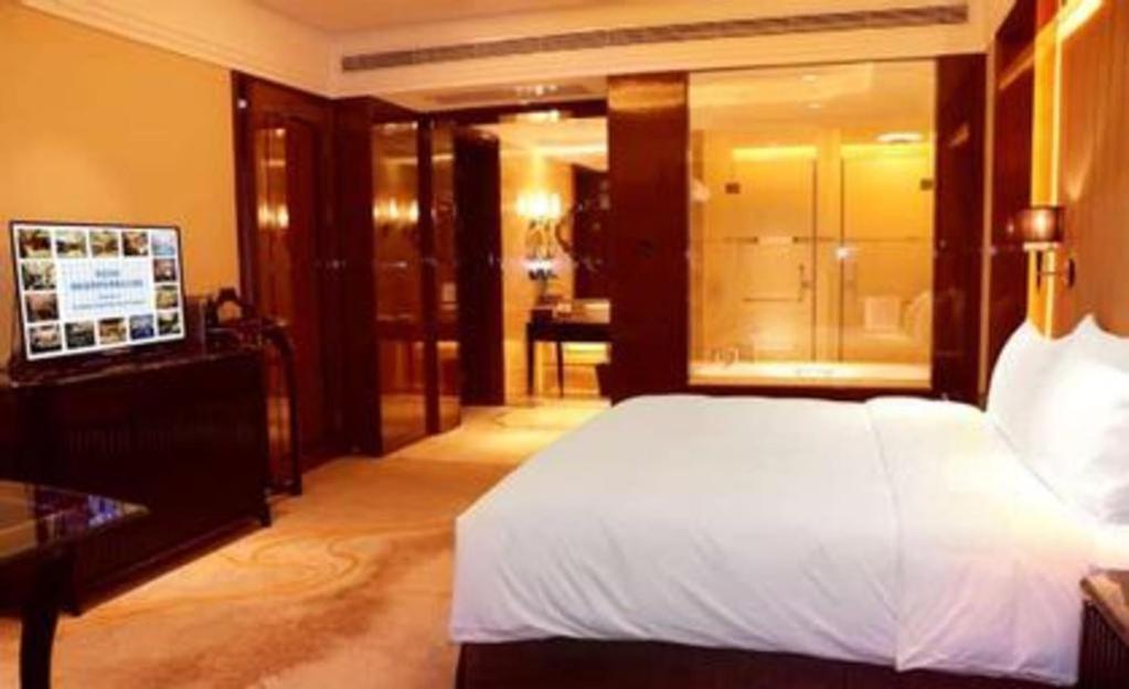 Wyndham Grand Plaza Royale Xianglin Shaoyang Hotell Exteriör bild