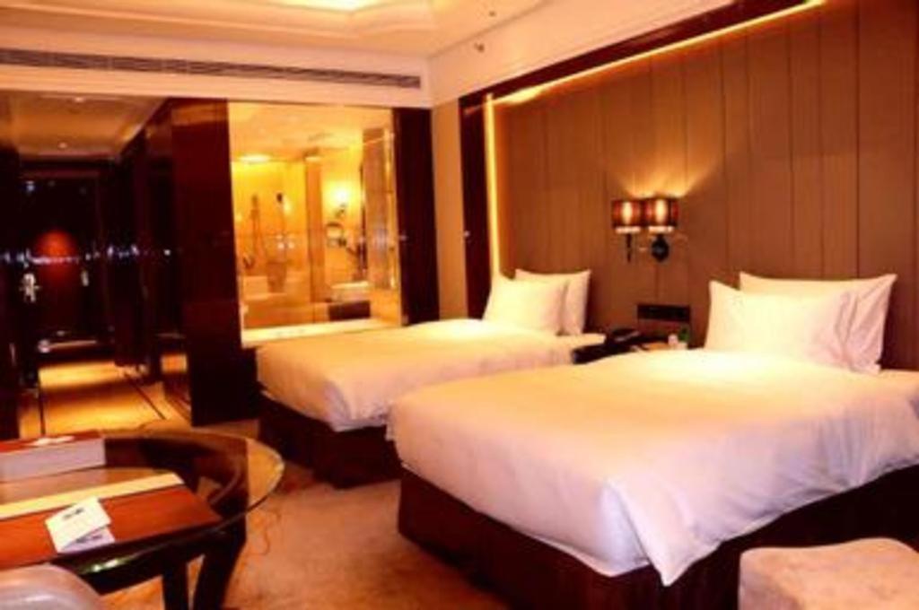 Wyndham Grand Plaza Royale Xianglin Shaoyang Hotell Exteriör bild