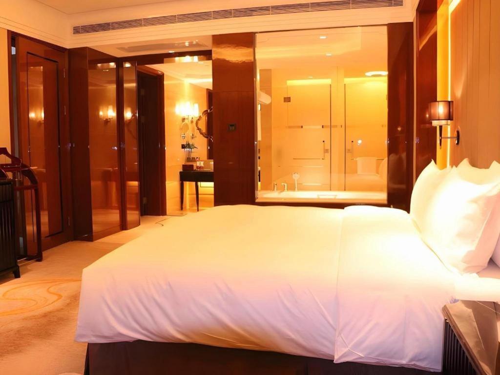 Wyndham Grand Plaza Royale Xianglin Shaoyang Hotell Exteriör bild