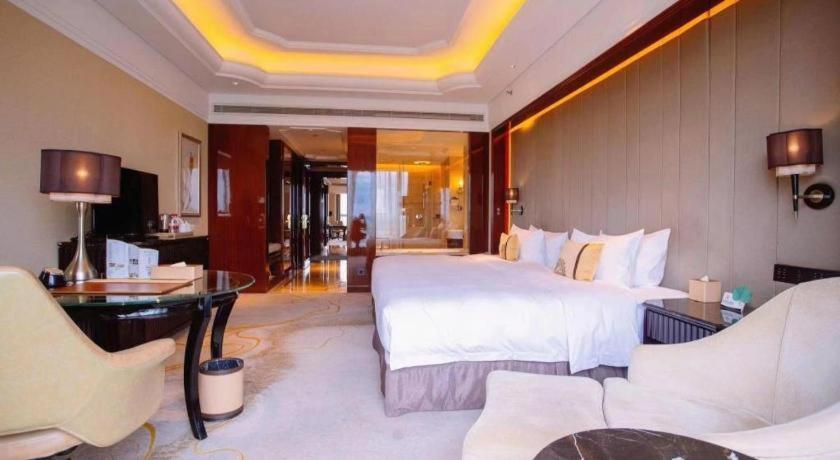 Wyndham Grand Plaza Royale Xianglin Shaoyang Hotell Exteriör bild